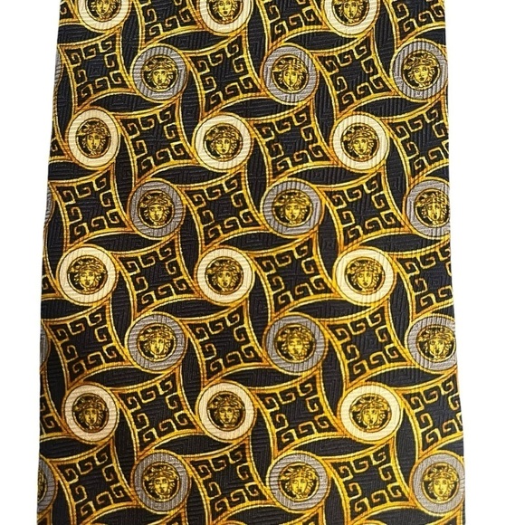 GIANNI VERSACE 90s Vintage Metallic Silk Medusa Pattern Tie Made in Italy - Picture 5 of 9
